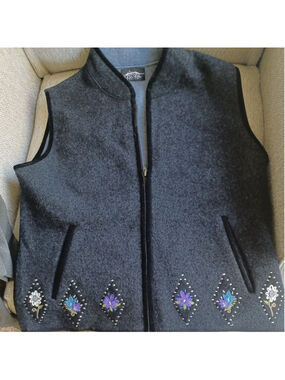 Icelandic Design Vest Size Black Boiled Wool Floral Embroidered Folk Art M